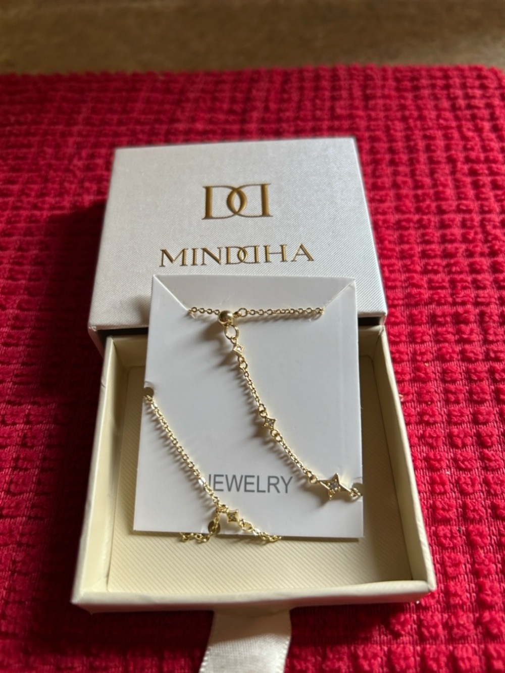 Minddha Gold Star Finger Chain Bracelet - Gold New
